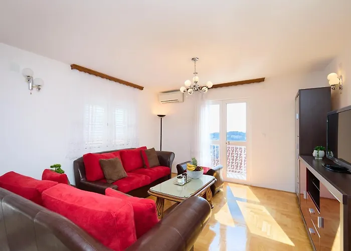 Bellevue Duplex Apartament *