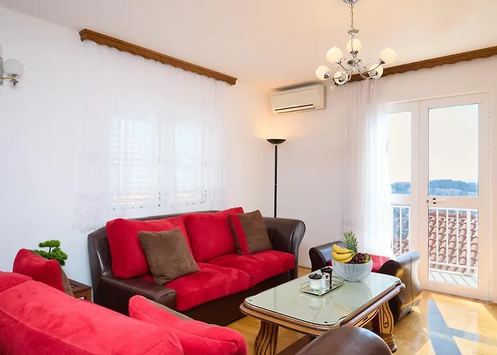 Bellevue Duplex *